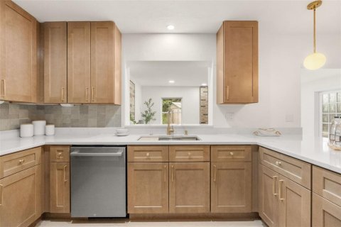 Villa ou maison à vendre à Maitland, Floride: 4 chambres, 213.68 m2 № 2415036 - photo 11