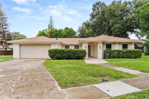 Villa ou maison à vendre à Maitland, Floride: 4 chambres, 213.68 m2 № 2415036 - photo 2