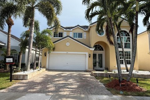 Casa en Royal Palm Beach, Florida 5 dormitorios, 281.77 m2 № 2311791