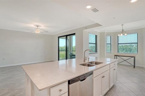 Condominio en venta en Lakewood Ranch, Florida, 2 dormitorios, 106.09 m2 № 1751207 - foto 13
