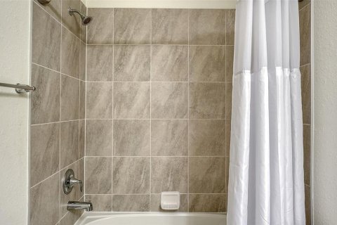Condominio en venta en Lakewood Ranch, Florida, 2 dormitorios, 106.09 m2 № 1751207 - foto 27