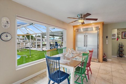 Villa ou maison à vendre à Bradenton, Floride: 2 chambres, 166.39 m2 № 1916740 - photo 14