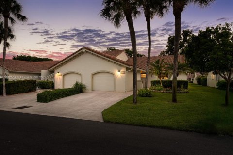 Townhouse in Boca Raton, Florida 3 bedrooms, 151.43 sq.m. № 1779975 - photo 1