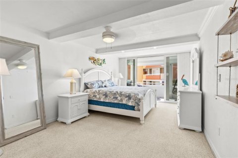 Copropriété à vendre à Redington Shores, Floride: 1 chambre, 98.48 m2 № 2431854 - photo 21