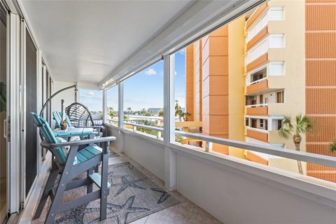 Copropriété à vendre à Redington Shores, Floride: 1 chambre, 98.48 m2 № 2431854 - photo 19