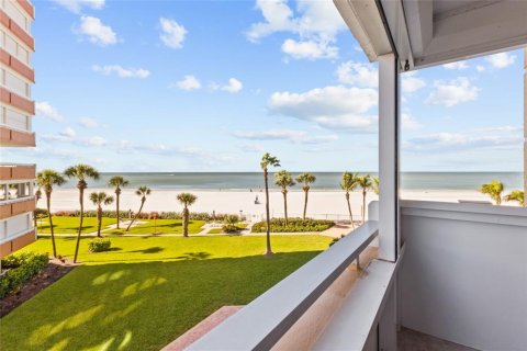 Condo à Redington Shores, Floride, 1 chambre № 2431854