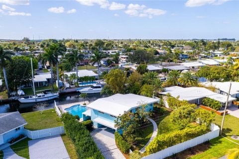 Villa ou maison à vendre à Fort Lauderdale, Floride: 2 chambres, 157.1 m2 № 2132390 - photo 5
