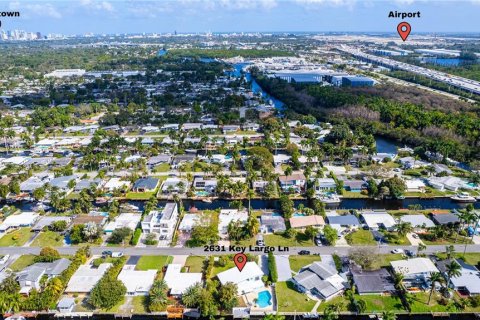 Villa ou maison à vendre à Fort Lauderdale, Floride: 2 chambres, 157.1 m2 № 2132390 - photo 25