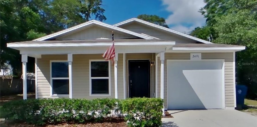 Villa ou maison à Spring Hill, Floride 4 chambres, 123.1 m2 № 2117714