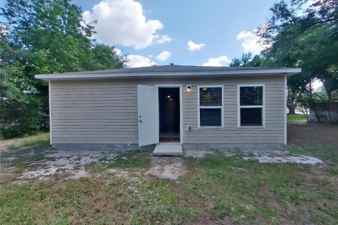 Villa ou maison à louer à Spring Hill, Floride: 4 chambres, 123.1 m2 № 2117714 - photo 15