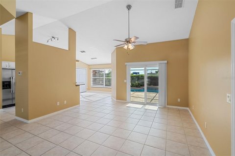 House in Minneola, Florida 3 bedrooms, 150.97 sq.m. № 1894806 - photo 15