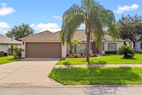 House in Minneola, Florida 3 bedrooms, 150.97 sq.m. № 1894806 - photo 1