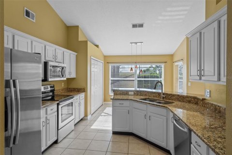 House in Minneola, Florida 3 bedrooms, 150.97 sq.m. № 1894806 - photo 8