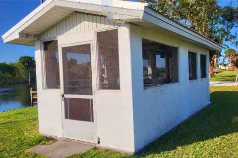 Condo in Moore Haven, Florida, 1 bedroom  № 1878321 - photo 23