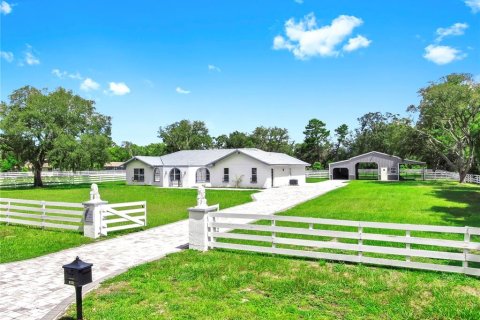 House in Spring Hill, Florida 3 bedrooms, 232.63 sq.m. № 1870627 - photo 21