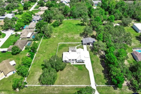 House in Spring Hill, Florida 3 bedrooms, 232.63 sq.m. № 1870627 - photo 15