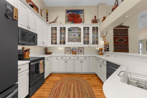 Casa en venta en Brooksville, Florida, 3 dormitorios, 216.65 m2 № 1886082 - foto 9