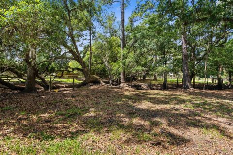 Casa en venta en Brooksville, Florida, 3 dormitorios, 216.65 m2 № 1886082 - foto 17