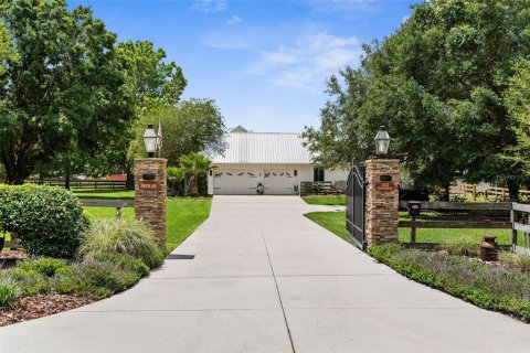 Casa en venta en Brooksville, Florida, 3 dormitorios, 216.65 m2 № 1886082 - foto 2