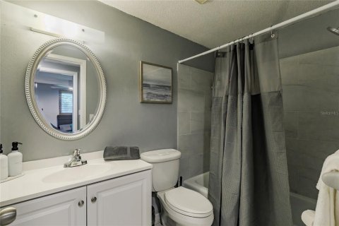 House in Englewood, Florida 3 bedrooms, 119.1 sq.m. № 1855982 - photo 26