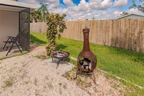 House in Englewood, Florida 3 bedrooms, 119.1 sq.m. № 1855982 - photo 28
