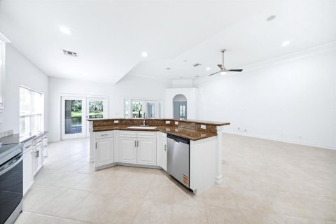 Villa ou maison à vendre à Parkland, Floride: 3 chambres, 183.67 m2 № 2417975 - photo 10