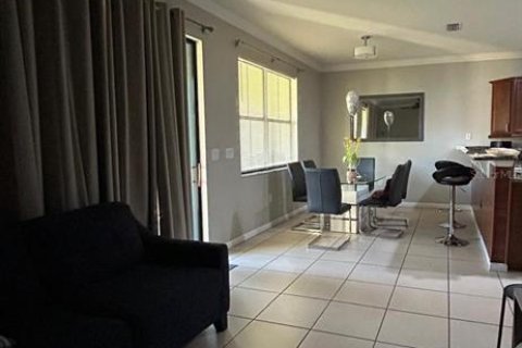 Touwnhouse à vendre à Orlando, Floride: 3 chambres, 155.24 m2 № 2157773 - photo 8