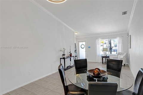 Casa en venta en Homestead, Florida, 3 dormitorios, 128.48 m2 № 2043955 - foto 6