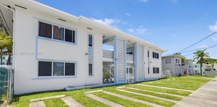 Квартира в Майами, Флорида 1 спальня № 1992731