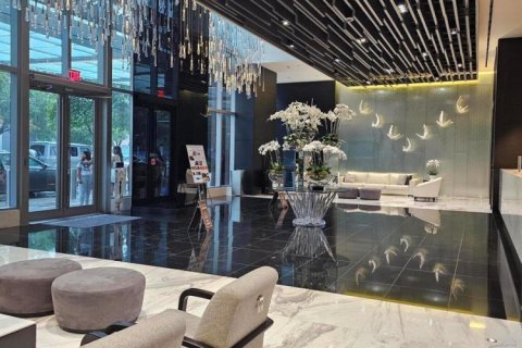 Condominio en venta en Miami, Florida, 1 dormitorio, 87.05 m2 № 2423234 - foto 3