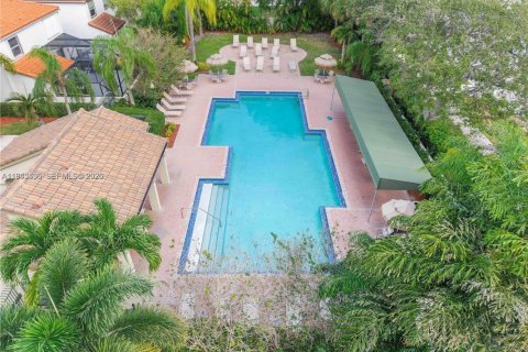 Casa en venta en Coral Springs, Florida, 3 dormitorios, 141.68 m2 № 2001832 - foto 28