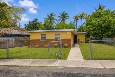 Immobilier commercial à Fort Lauderdale, Floride 110.55 m2 № 2248111