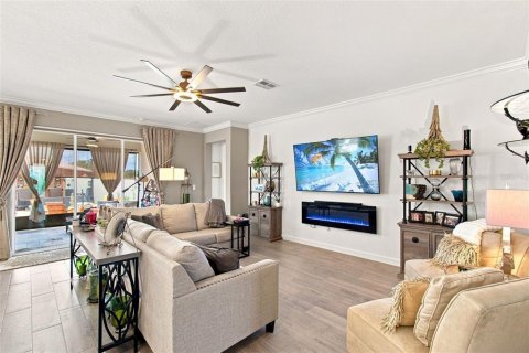 House in Wimauma, Florida 2 bedrooms, 181.72 sq.m. № 2406258 - photo 5