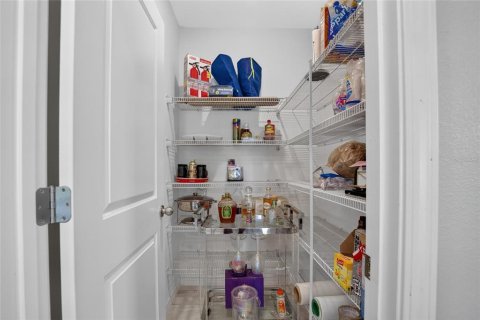 Купить виллу или дом в Уэсли-Чепел, Флорида 4 комнаты, 221.94м2, № 2299859 - фото 19