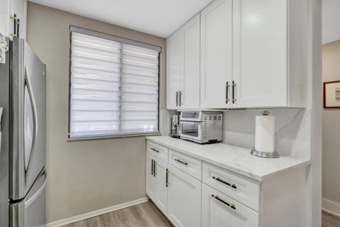 Купить кондоминиум в Бока-Ратон, Флорида 5 комнат, 128.67м2, № 2082828 - фото 12