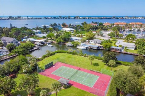 Condo in Cortez, Florida, 2 bedrooms  № 1562229 - photo 17