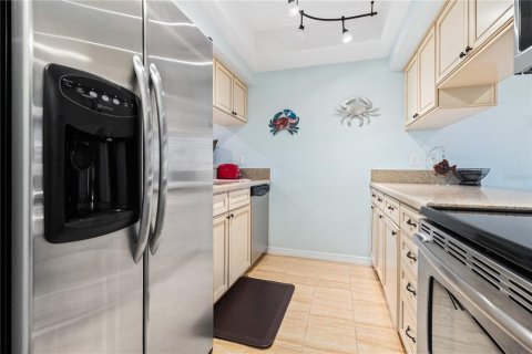 Condo in Cortez, Florida, 2 bedrooms  № 1562229 - photo 29