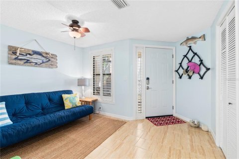 Condo in Cortez, Florida, 2 bedrooms  № 1562229 - photo 22
