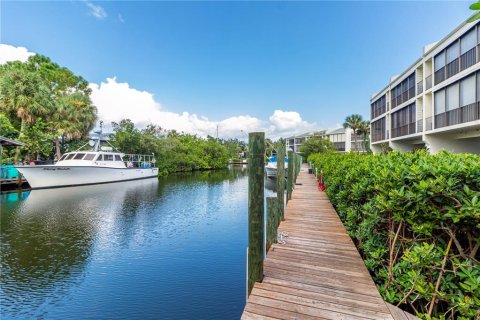 Condo in Cortez, Florida, 2 bedrooms  № 1562229 - photo 7