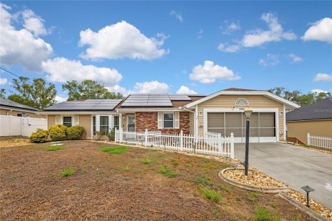 Villa ou maison à Spring Hill, Floride 2 chambres, 130.43 m2 № 2148066