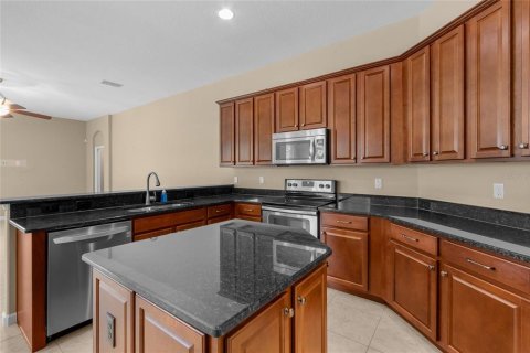 Casa en venta en Clermont, Florida, 4 dormitorios, 260.68 m2 № 1792988 - foto 16