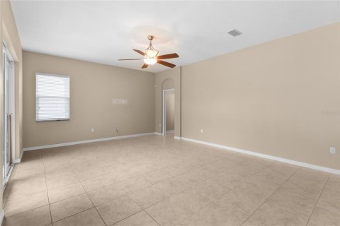 Casa en venta en Clermont, Florida, 4 dormitorios, 260.68 m2 № 1792988 - foto 19