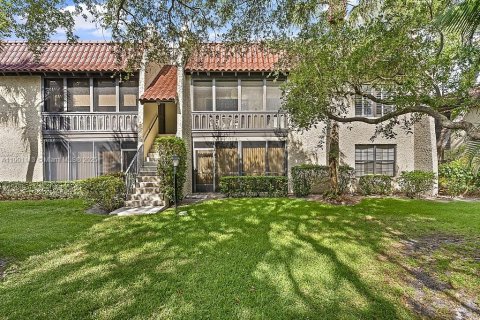 Condo in Indian River Shores, Florida, 2 bedrooms  № 2012777 - photo 27