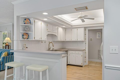 Condo in Indian River Shores, Florida, 2 bedrooms  № 2012777 - photo 4