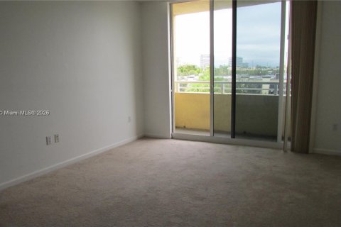 Condominio en venta en Aventura, Florida, 2 dormitorios, 104.89 m2 № 1926039 - foto 20