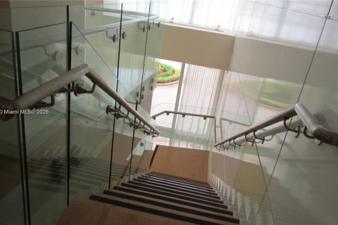 Condominio en venta en Aventura, Florida, 2 dormitorios, 104.89 m2 № 1926039 - foto 9