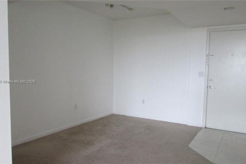 Condominio en venta en Aventura, Florida, 2 dormitorios, 104.89 m2 № 1926039 - foto 16