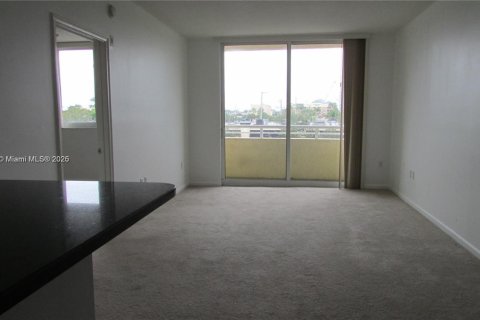 Condominio en venta en Aventura, Florida, 2 dormitorios, 104.89 m2 № 1926039 - foto 12