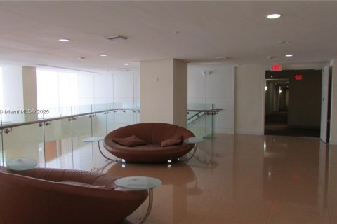 Condominio en venta en Aventura, Florida, 2 dormitorios, 104.89 m2 № 1926039 - foto 7