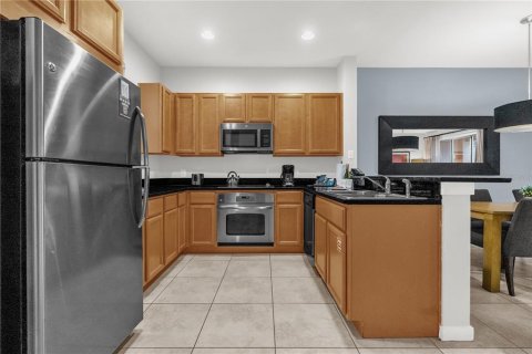Adosado en venta en Kissimmee, Florida, 2 dormitorios, 119.84 m2 № 1900348 - foto 6